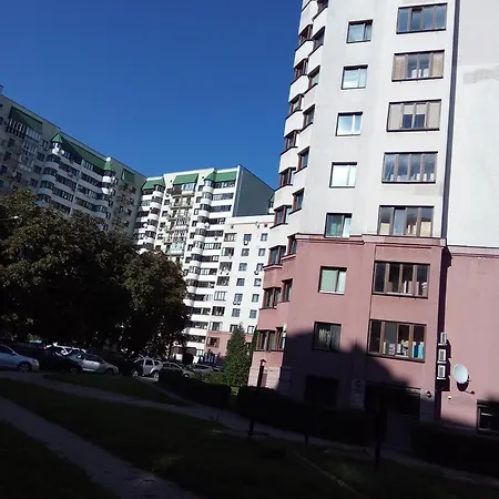 Four-room Near Metro Station Victory Square