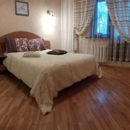 Apartament Four-room Near Metro Station Victory Square